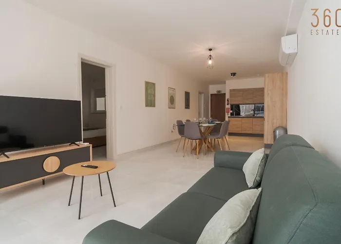 Lovely, Fully Equipped 2br 5 Min From By360 Estates St. Paul's Bay