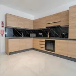 Lovely, Fully Equipped 2br 5 Min From By360 Estates * St. Paul's Bay