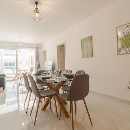 Lovely, Fully Equipped 2br 5 Min From By360 Estates San Pawl il-Baħar