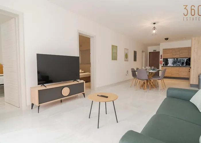 Lovely, Fully Equipped 2br 5 Min From By360 Estates