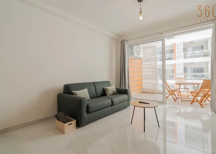 Appartement Lovely, Fully Equipped 2br 5 Min From By360 Estates *