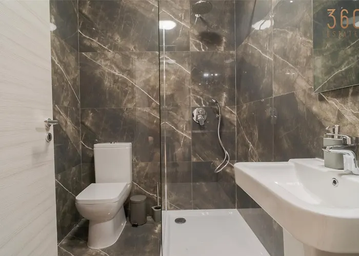 Lovely, Fully Equipped 2br 5 Min From By360 Estates Lägenhet