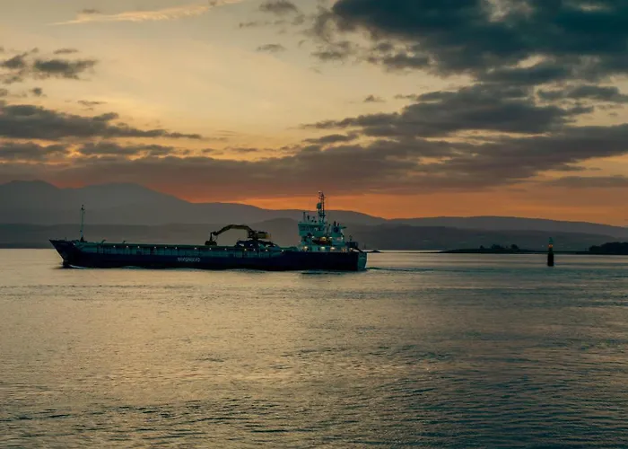 Lovely, Fully Equipped 2br 5 Min From By360 Estates