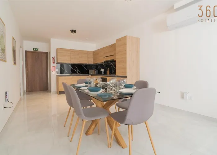 Lovely, Fully Equipped 2br 5 Min From By360 Estates Lägenhet